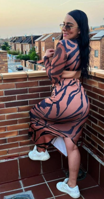 642502812 | CATALEYA | Chica