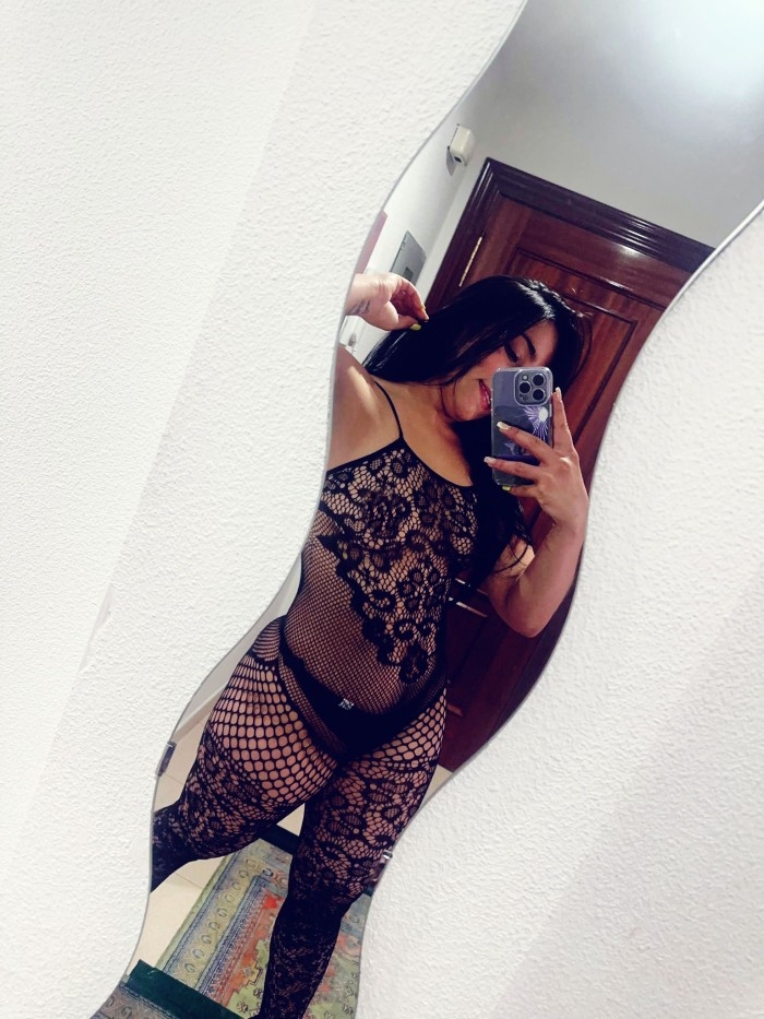 642502812 | CATALEYA | Chica