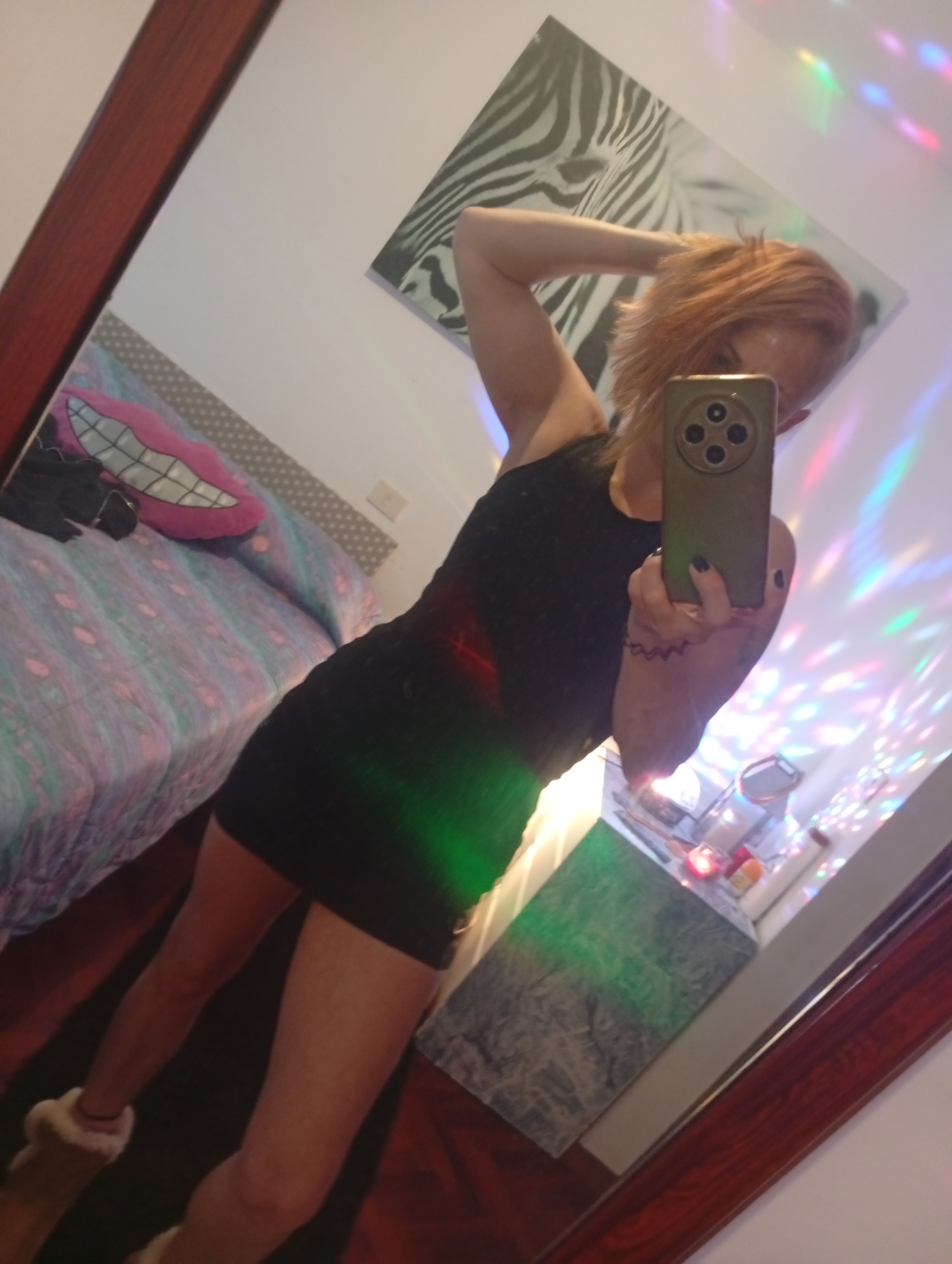 666807215 | LETY | Chica