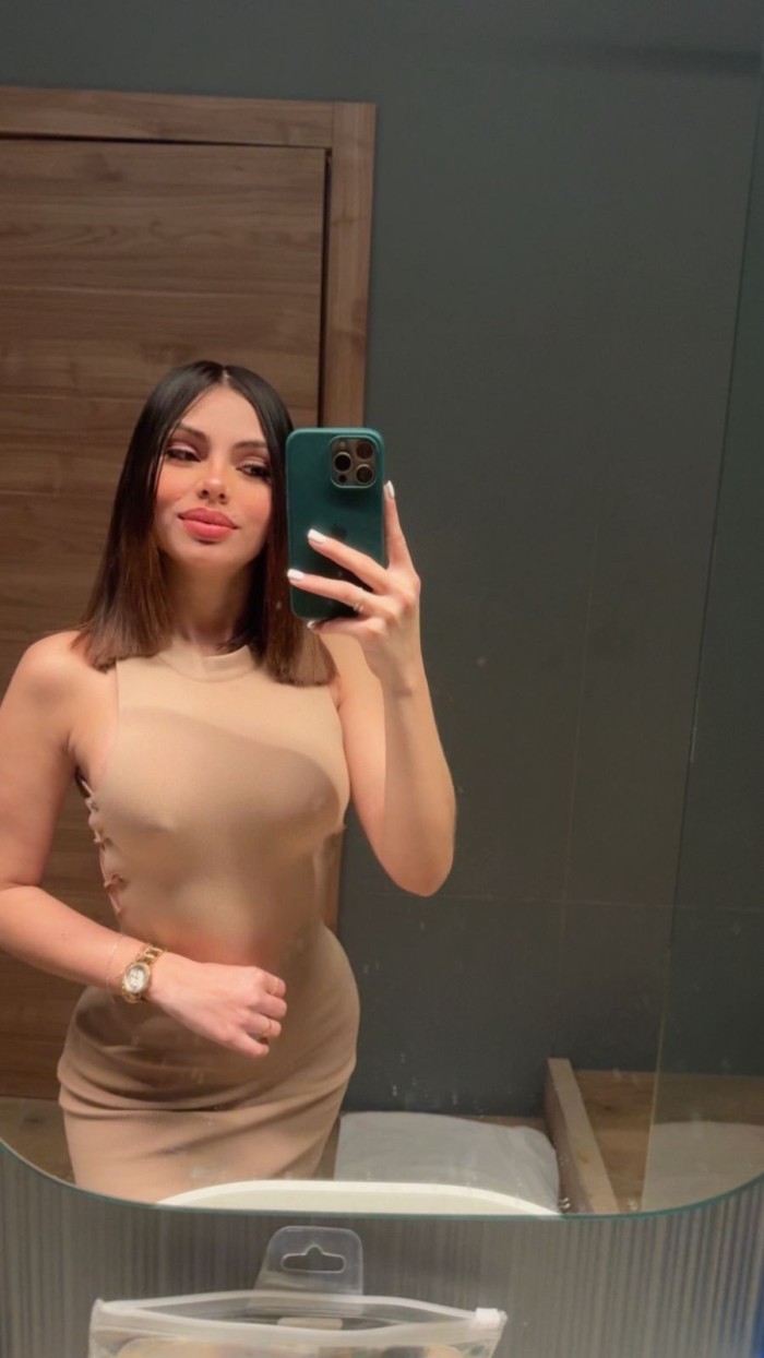 647311745 | TATIANA | Escort