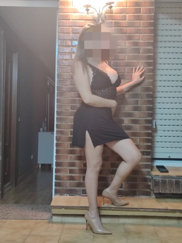 699311164 | LUNA | Chica