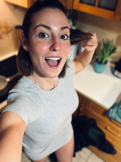 602896838 | KADI | Chica