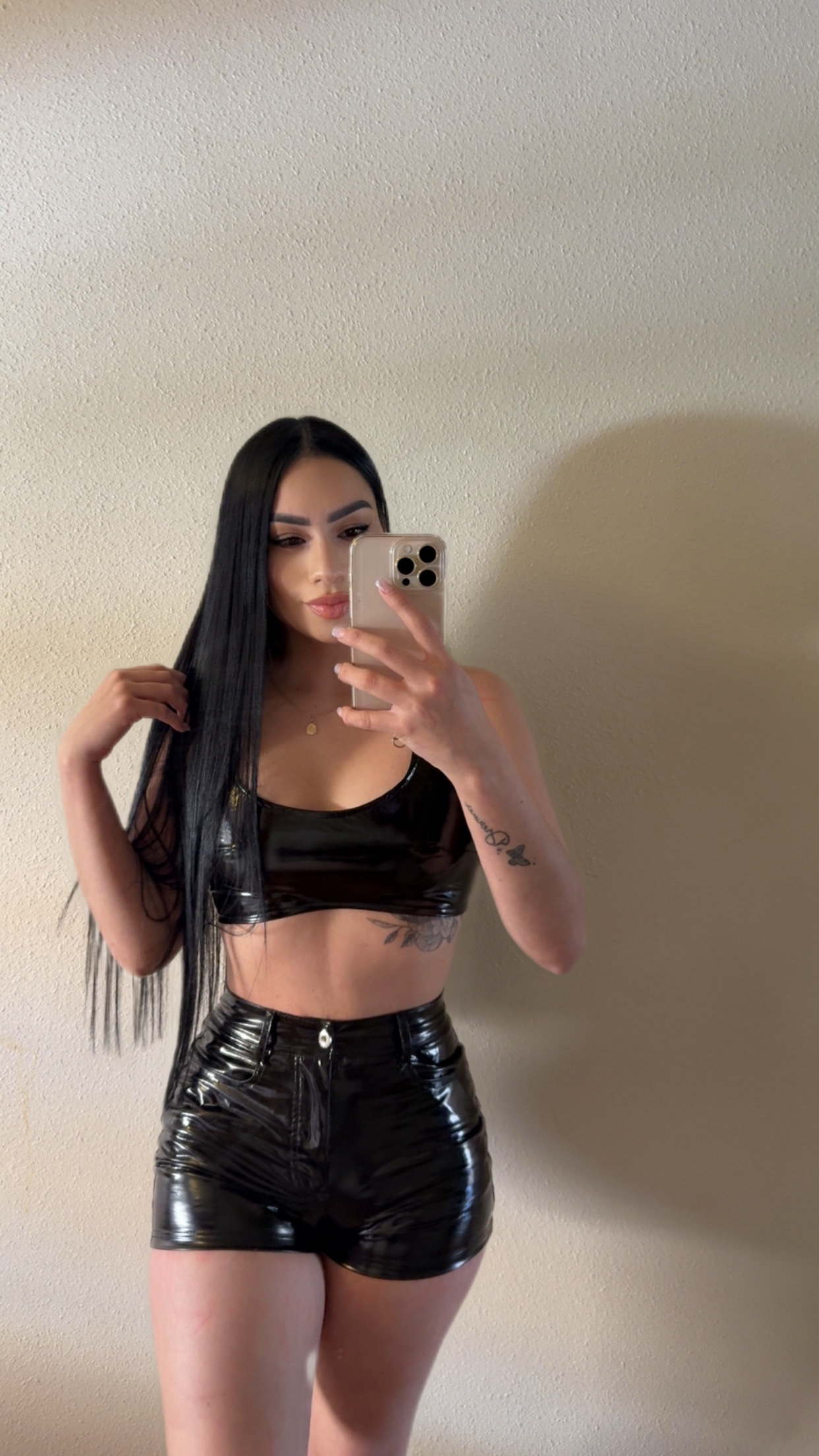 614735789 | SALOME | Chica