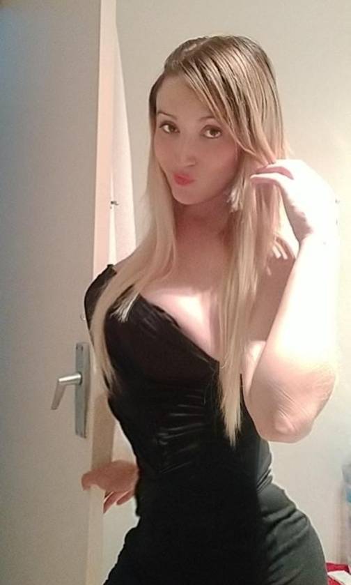 672896249 | JESSY | Transexual