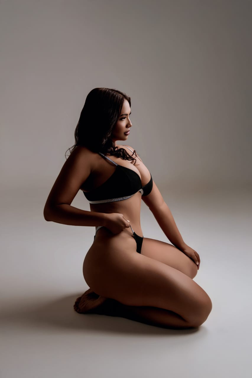 624622993 | ORIANA | Chica