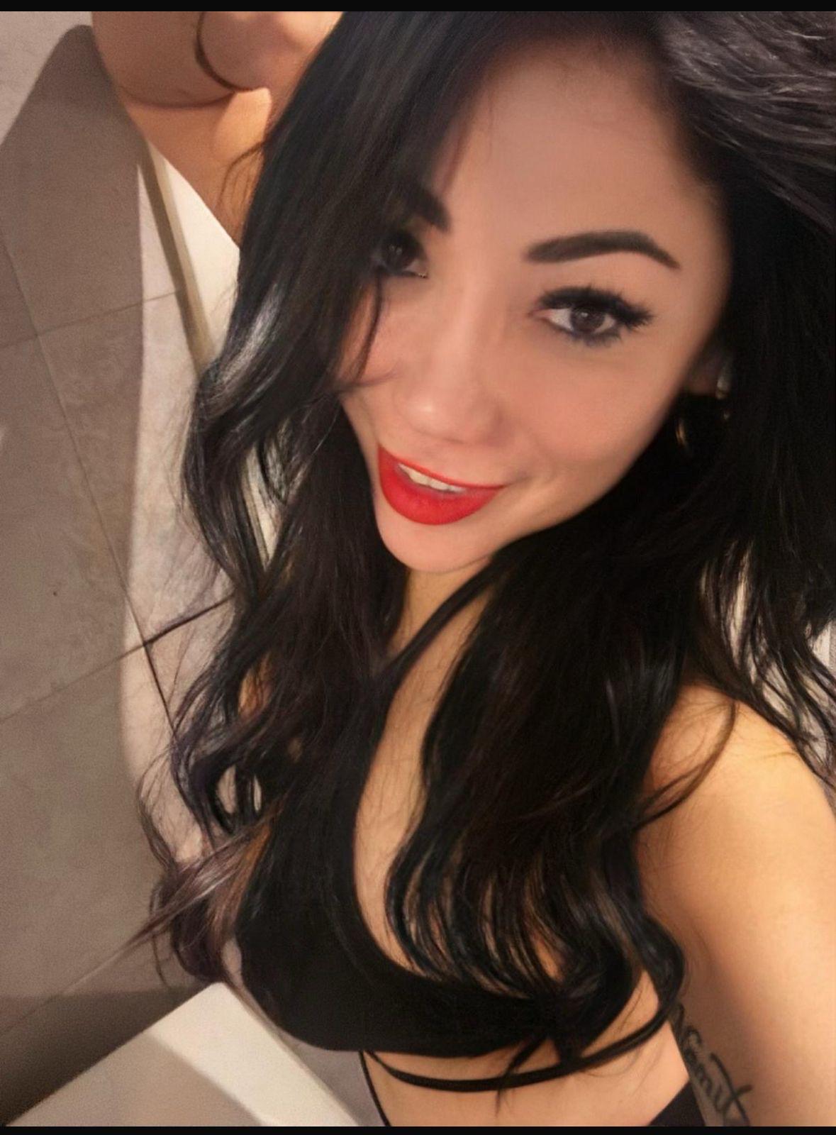 683655270 | MONICA | Chica