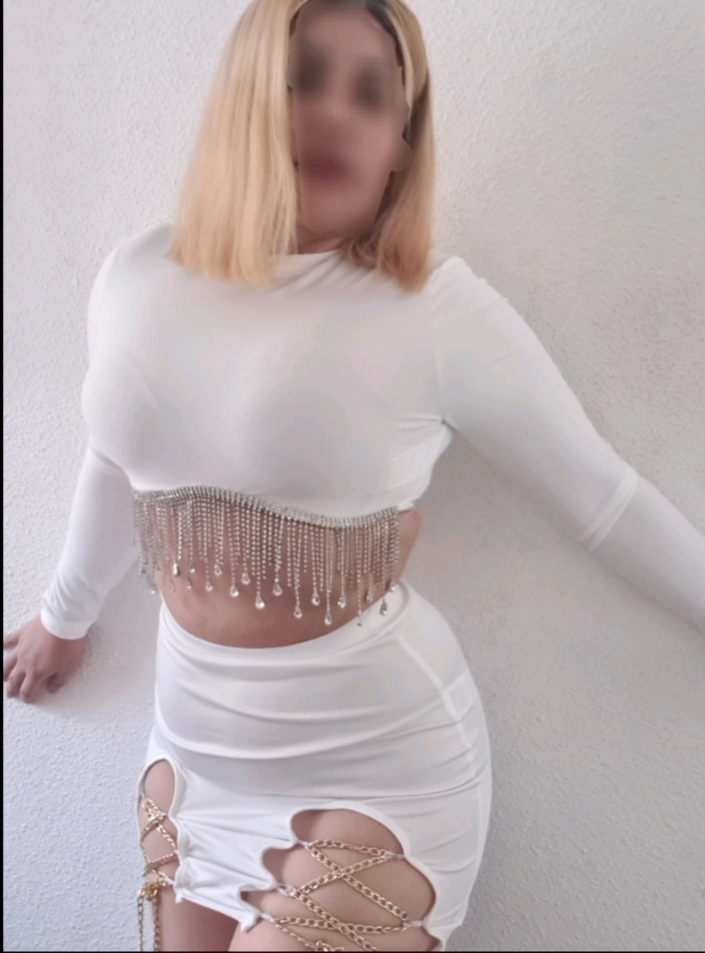 643243699 | SARAYY | Chica