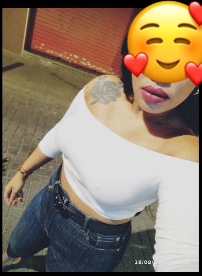 604210818 | KARLA | Chica