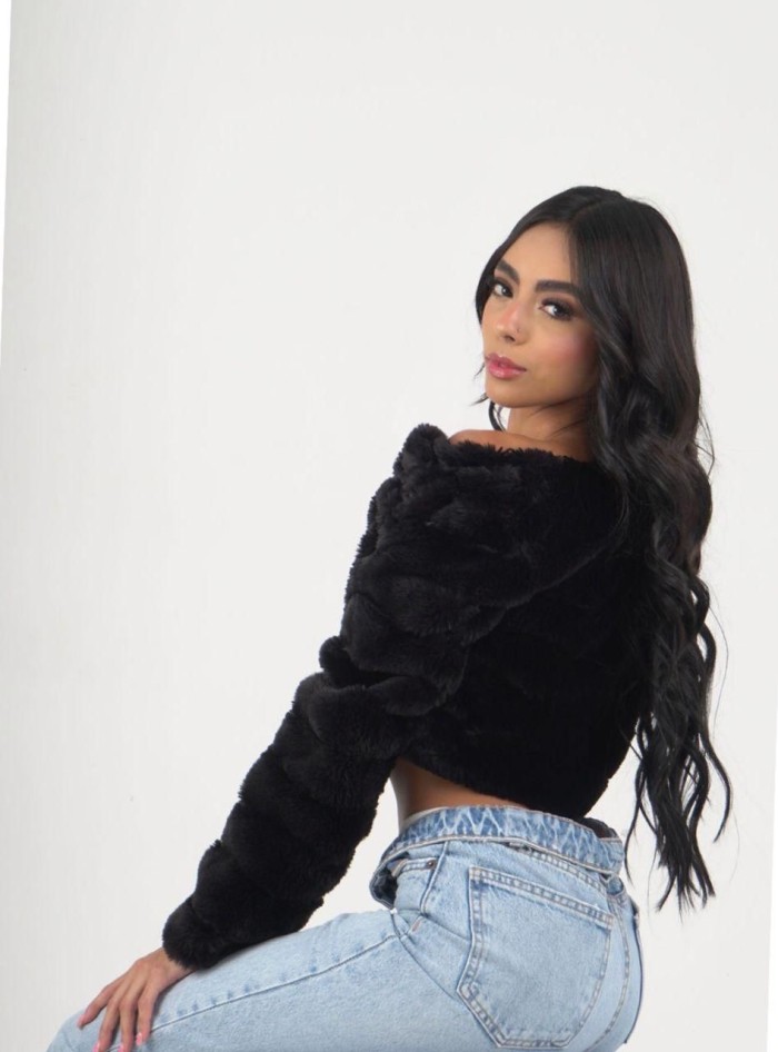 604120149 | MELANIE | Chica