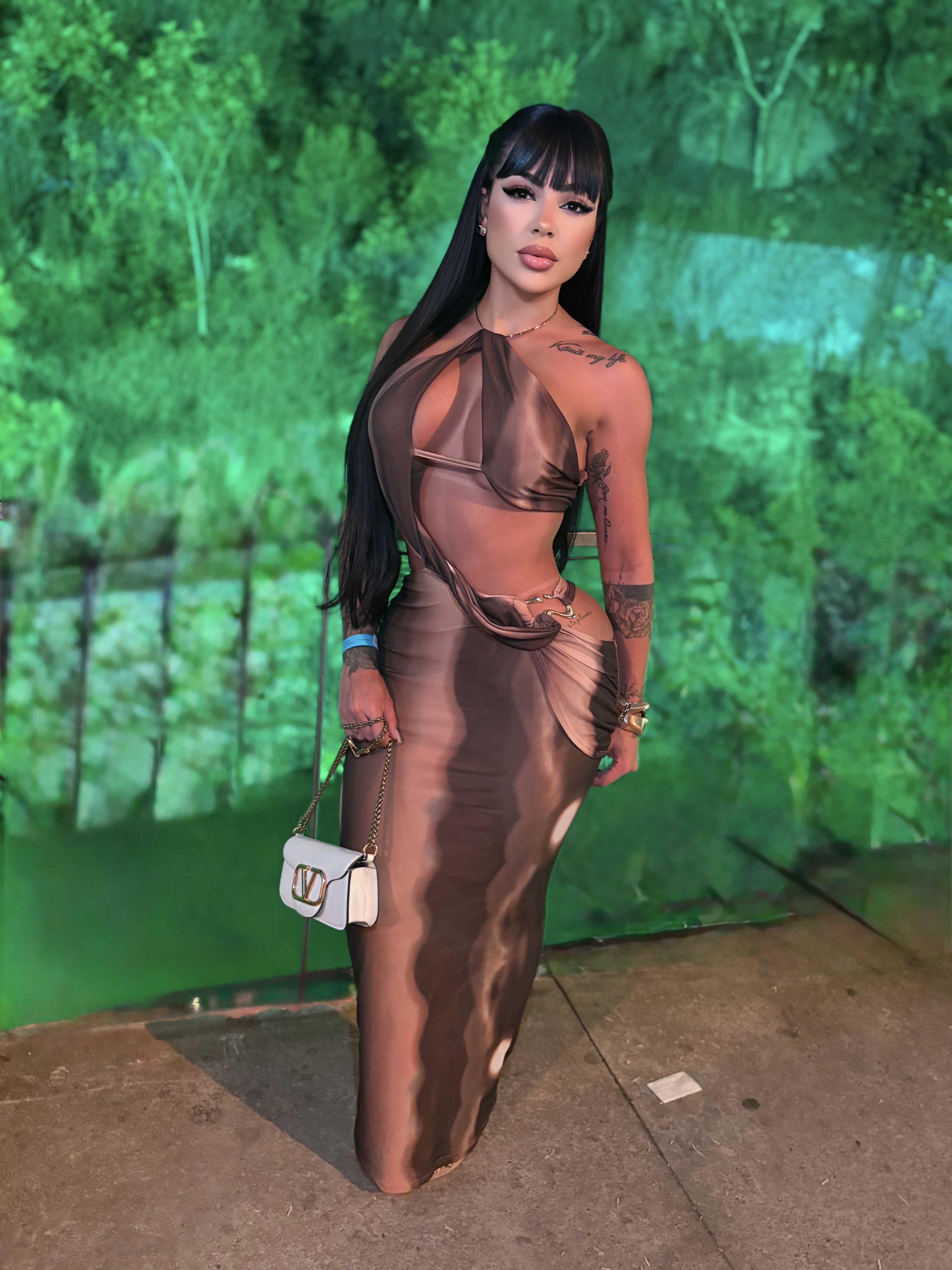 685582417 | MARIANE | Chica