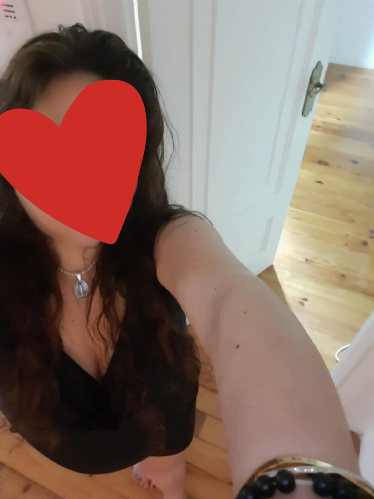 665302748 | VICTORIA | Chica