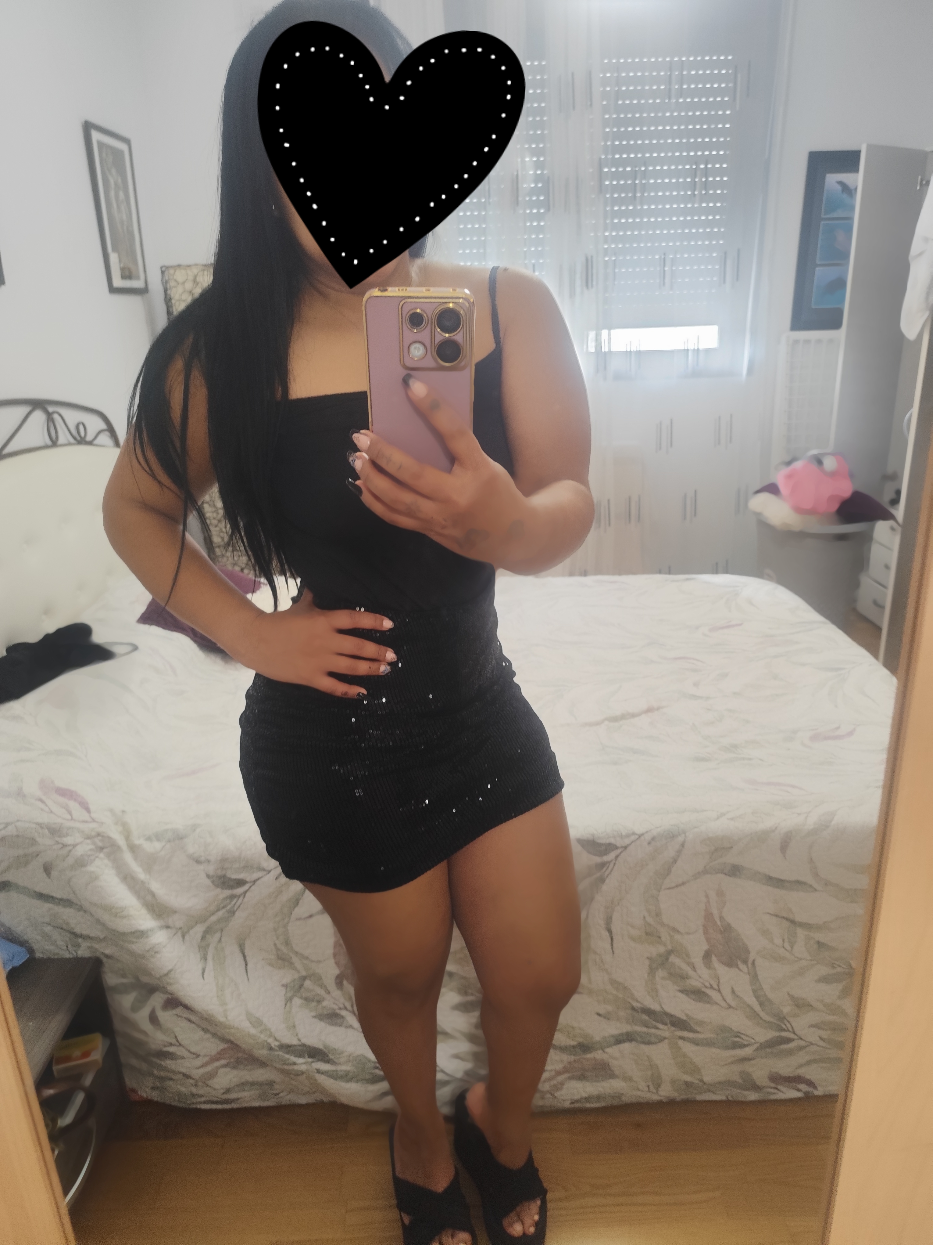 643751534 | SALOME | Chica