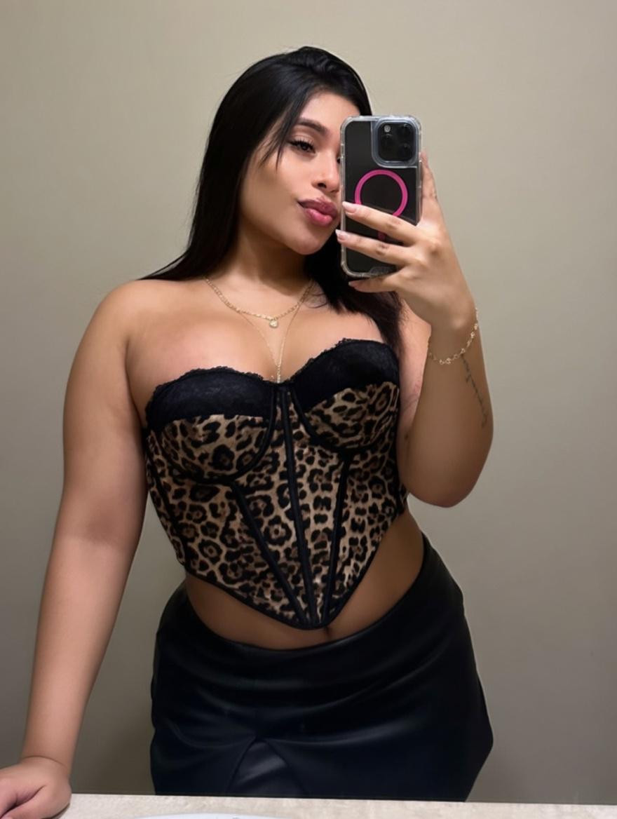 671134267 | FABIOLA | Chica