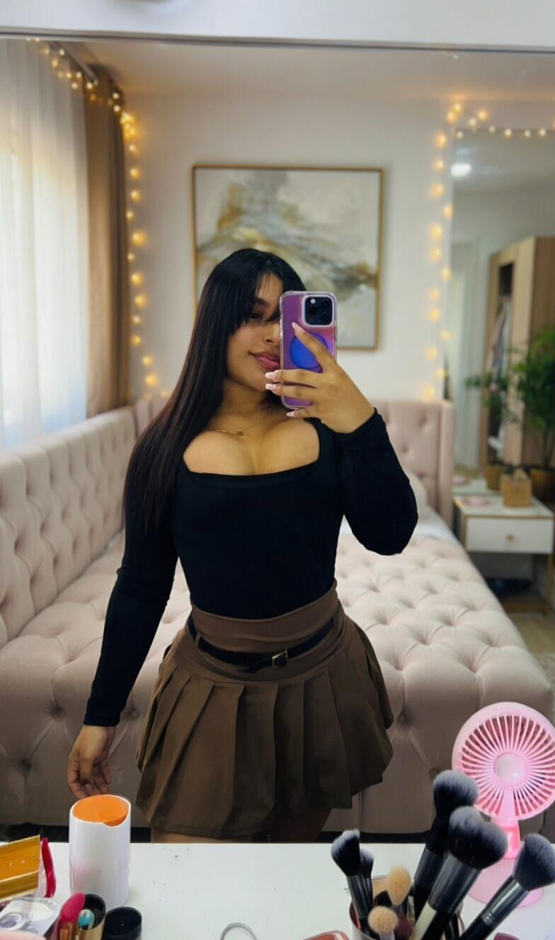 671134267 | FABIOLA | Chica