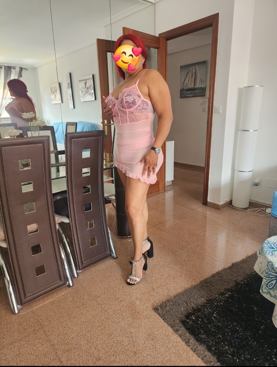 692134752 | DANNA | Chica