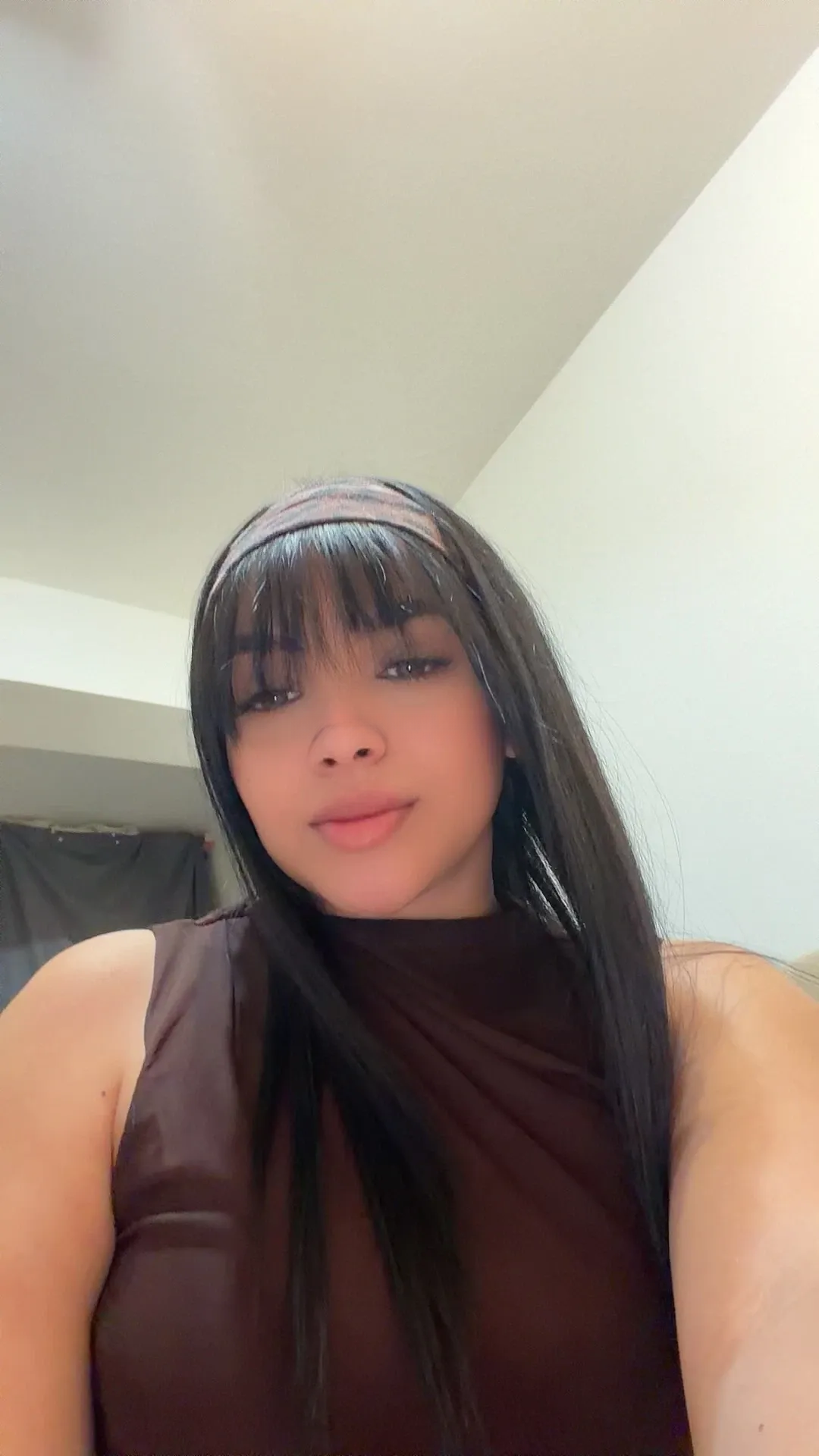 643345097 | ESMERALDA | Chica