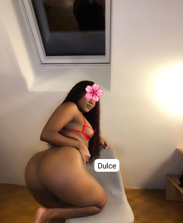 625935305 | DULCE | Chica