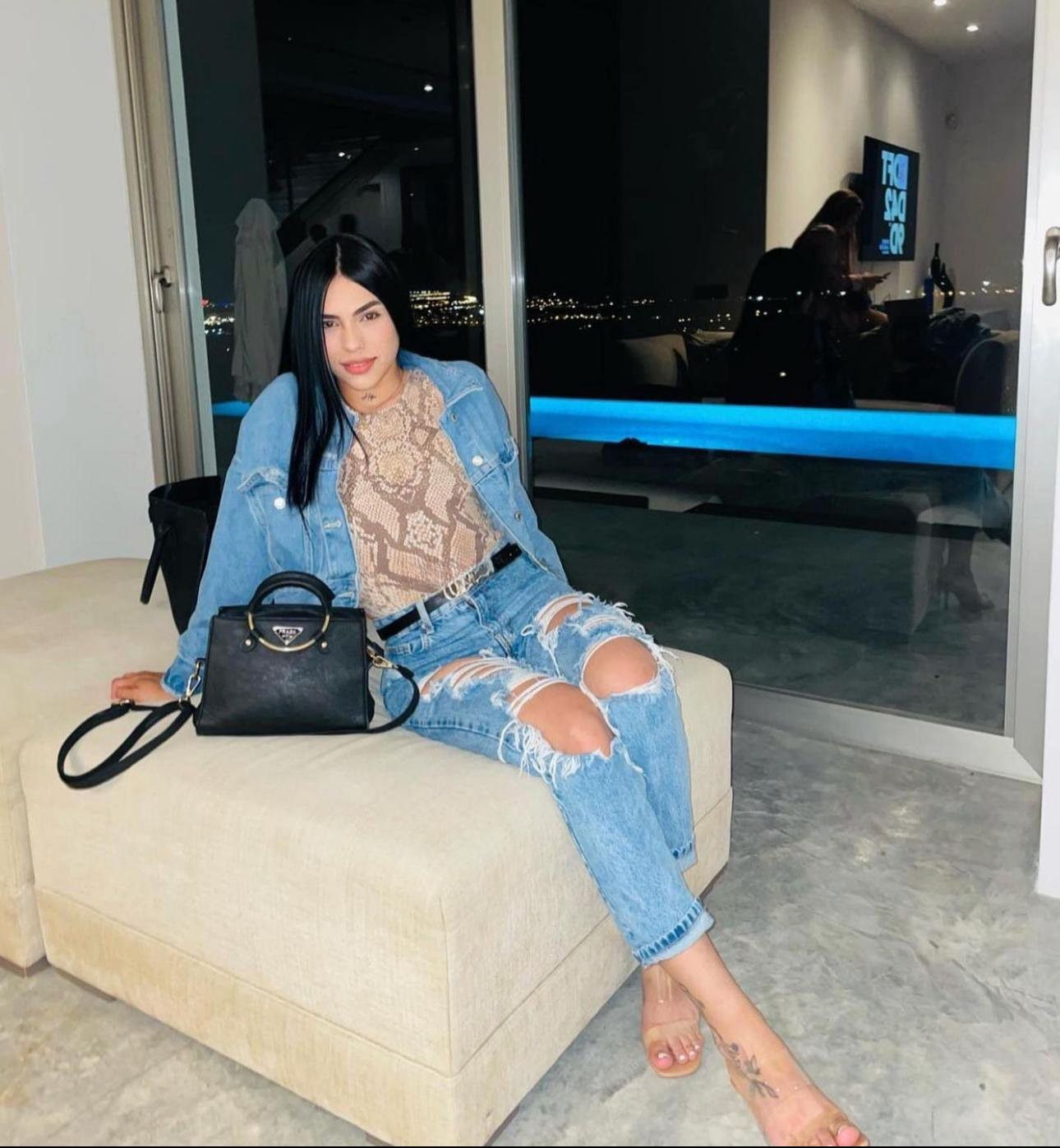 643434721 | XIMENA | Chica