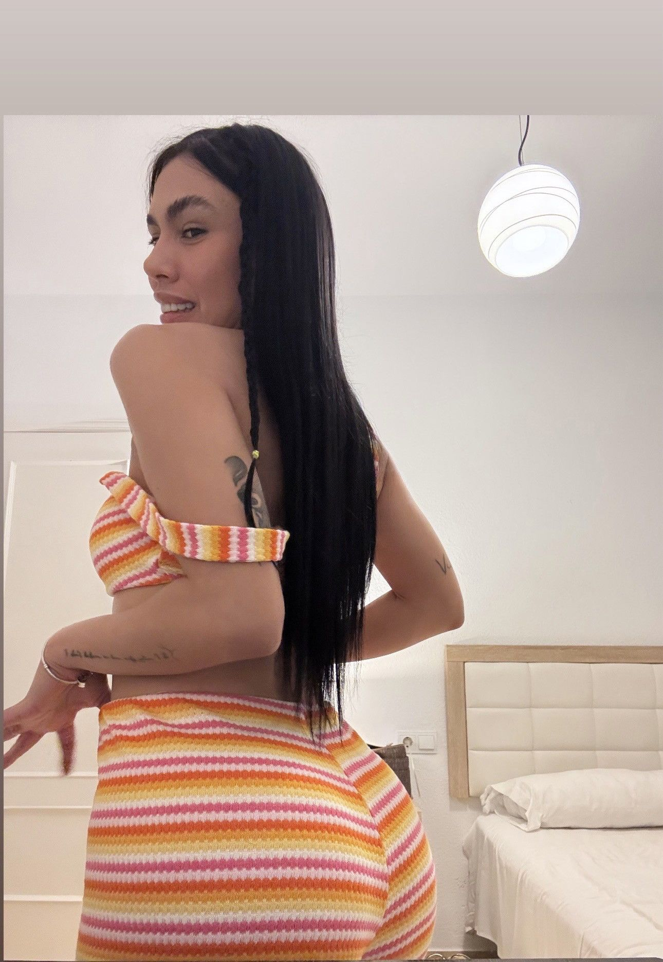 643434721 | XIMENA | Chica