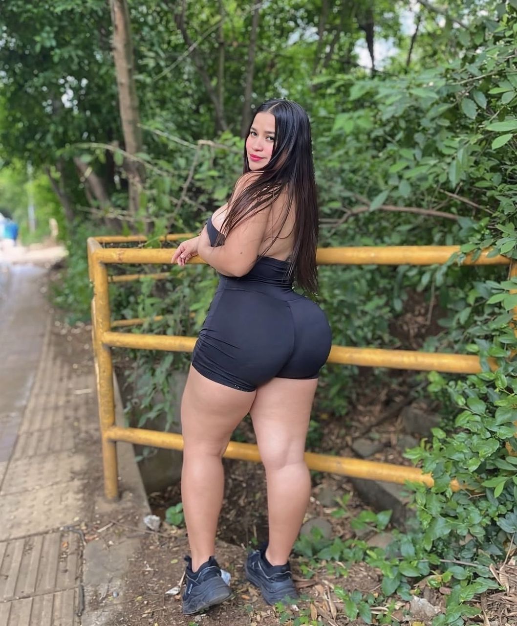 643708171 | KARINA | Chica