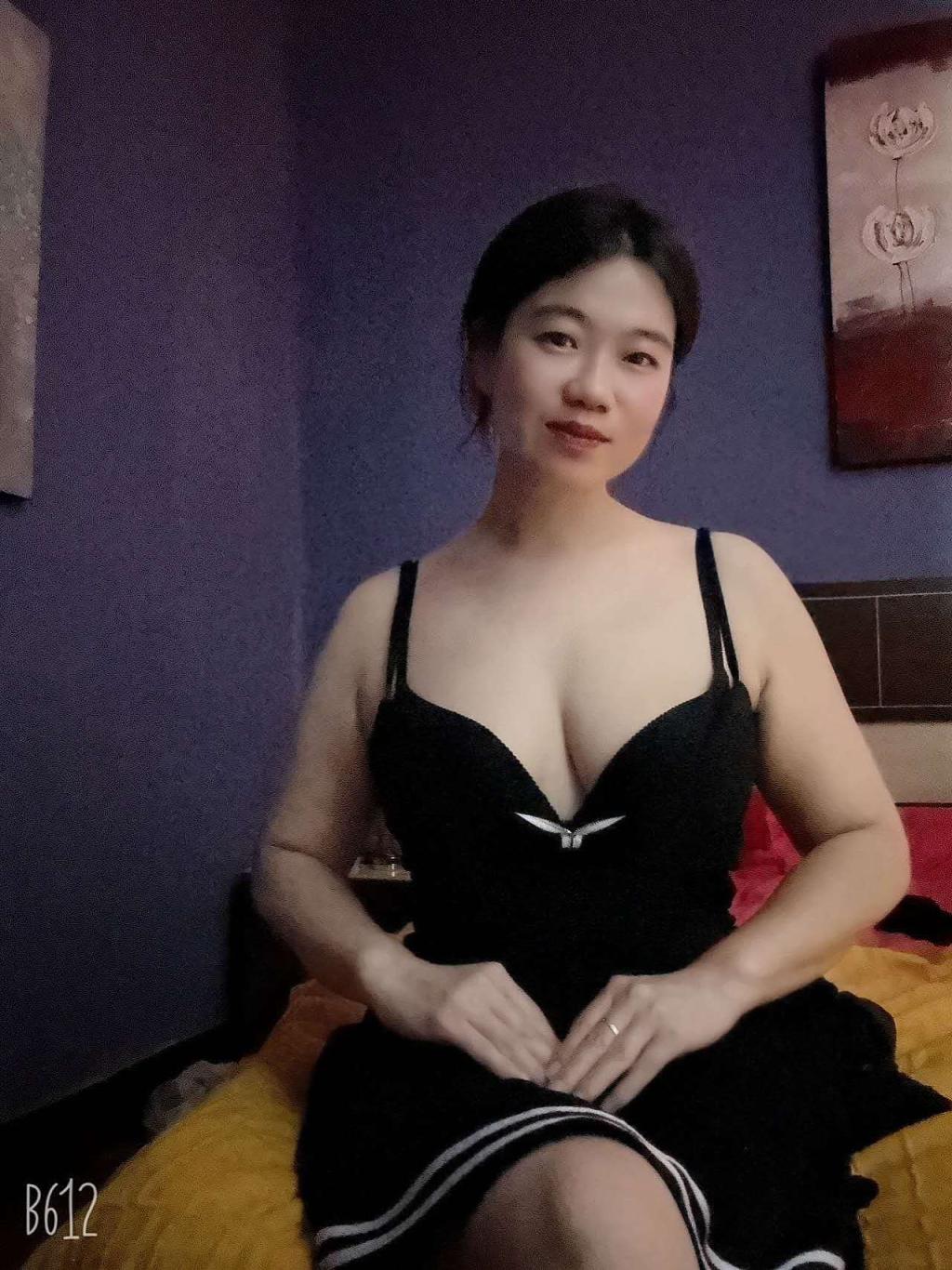 Puta en Coruña - 692243559