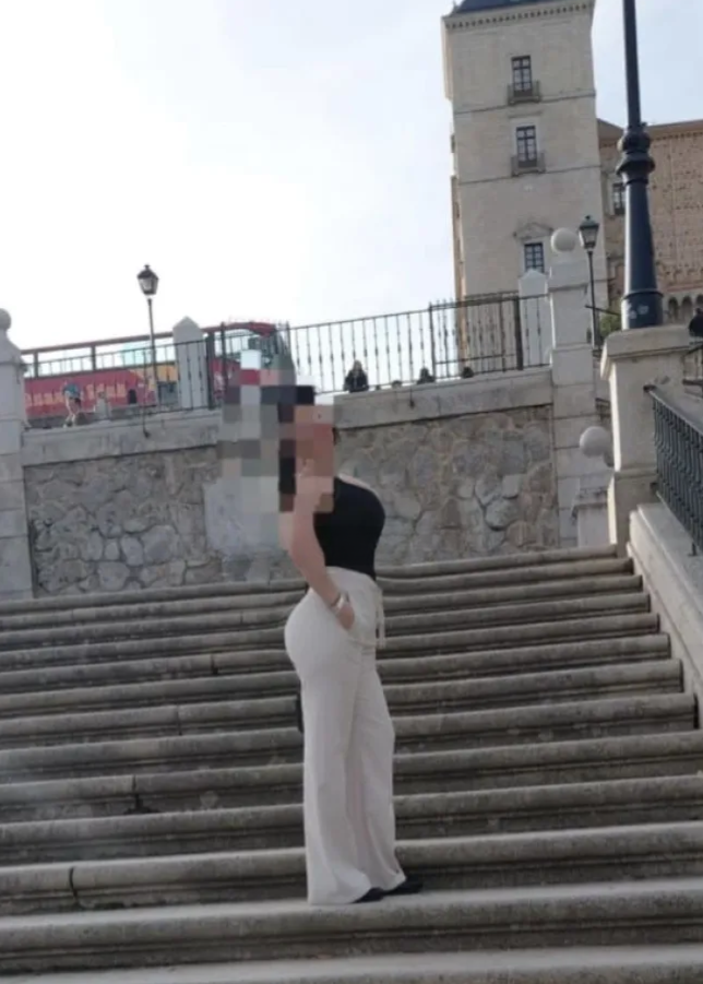 631899363 | CAMILA | Chica