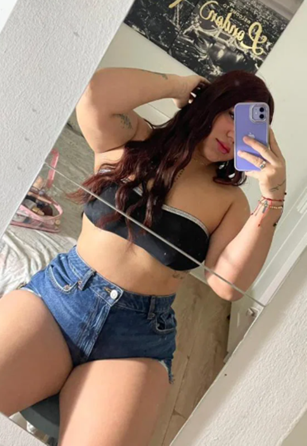 613331245 | NIKOLL | Chica