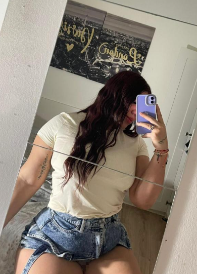 613331245 | NIKOLL | Chica