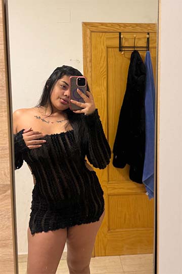 680687637 | ANGELA | Chica