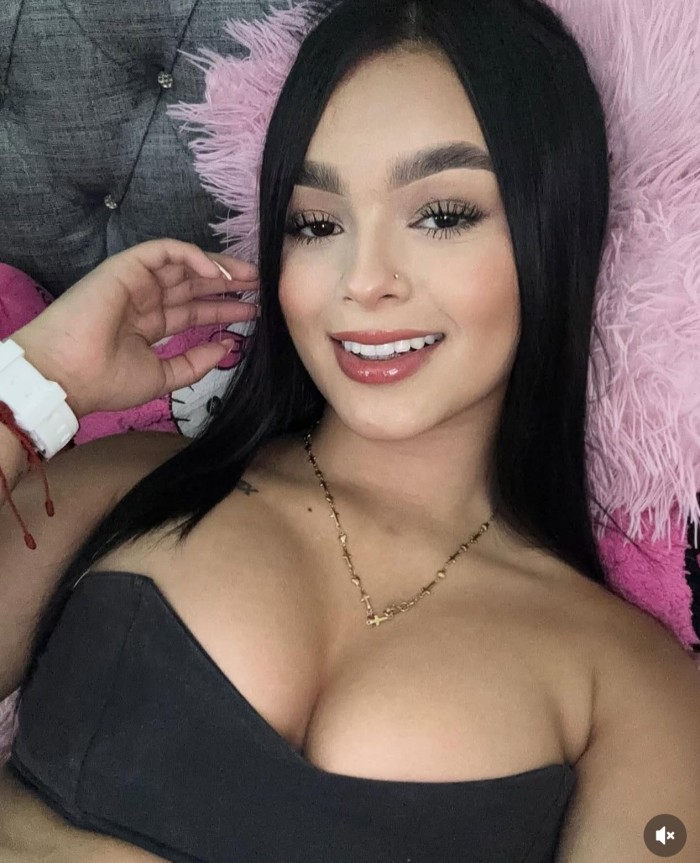 613772377 | LUCIANA | Chica