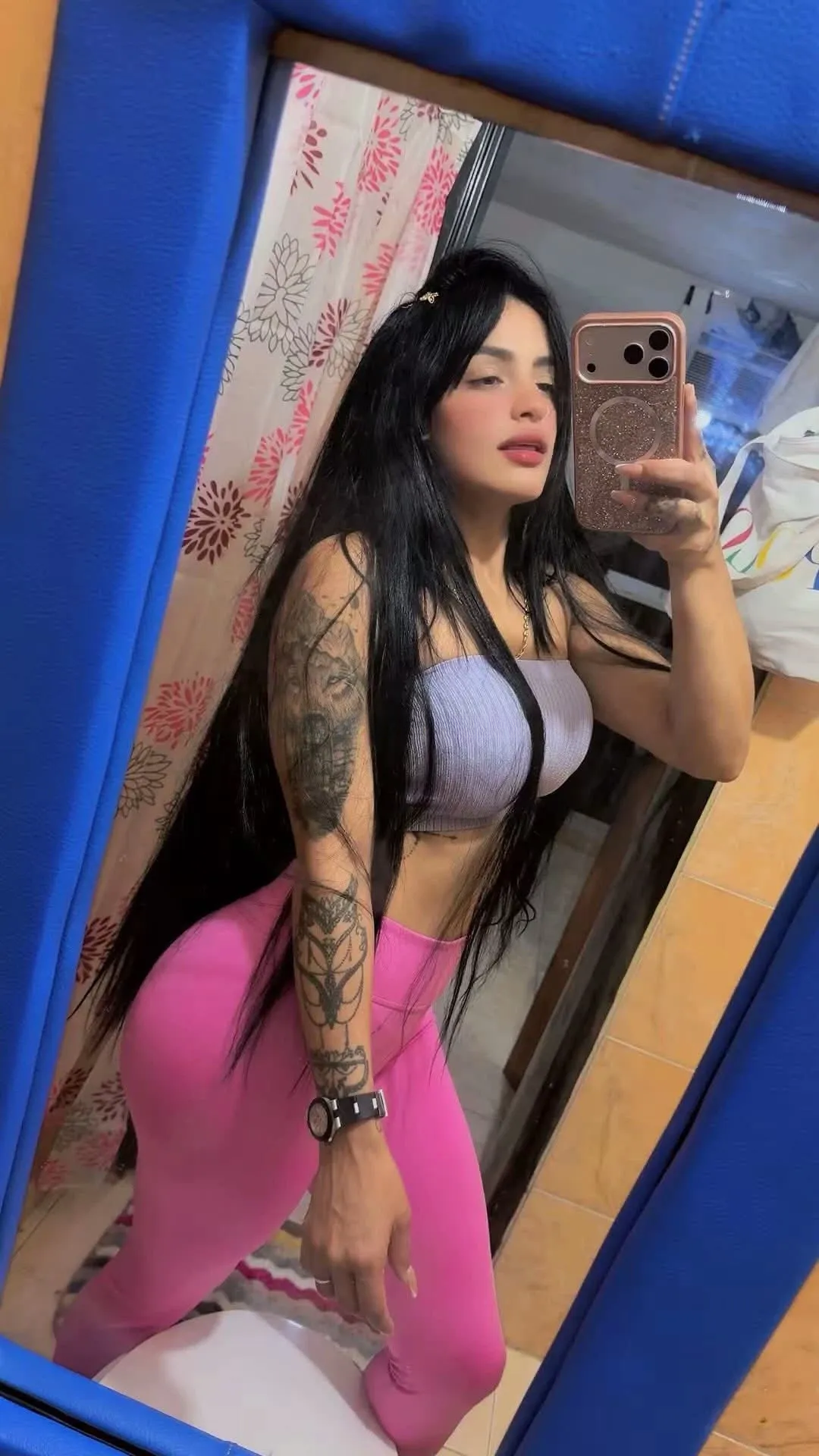 685233566 | Vanessa | Chica