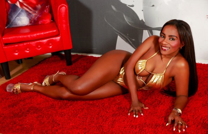 641199687 | CRISTAL | Chica