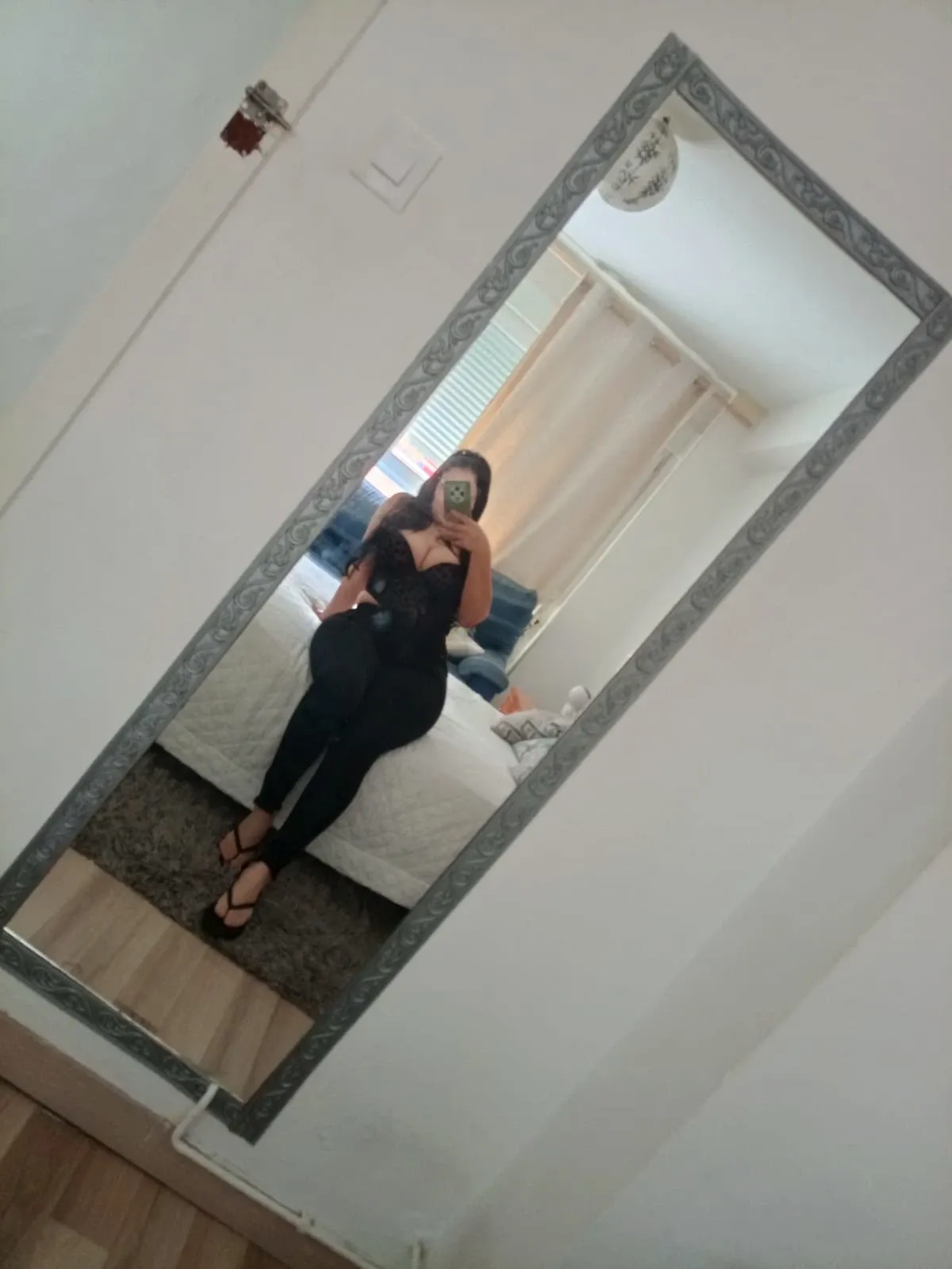 602735010 | SOFIA | Chica