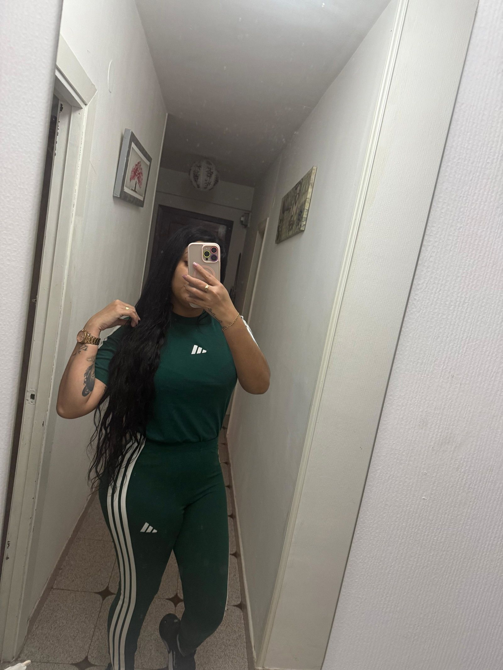 612496389 | KATIA | Chica