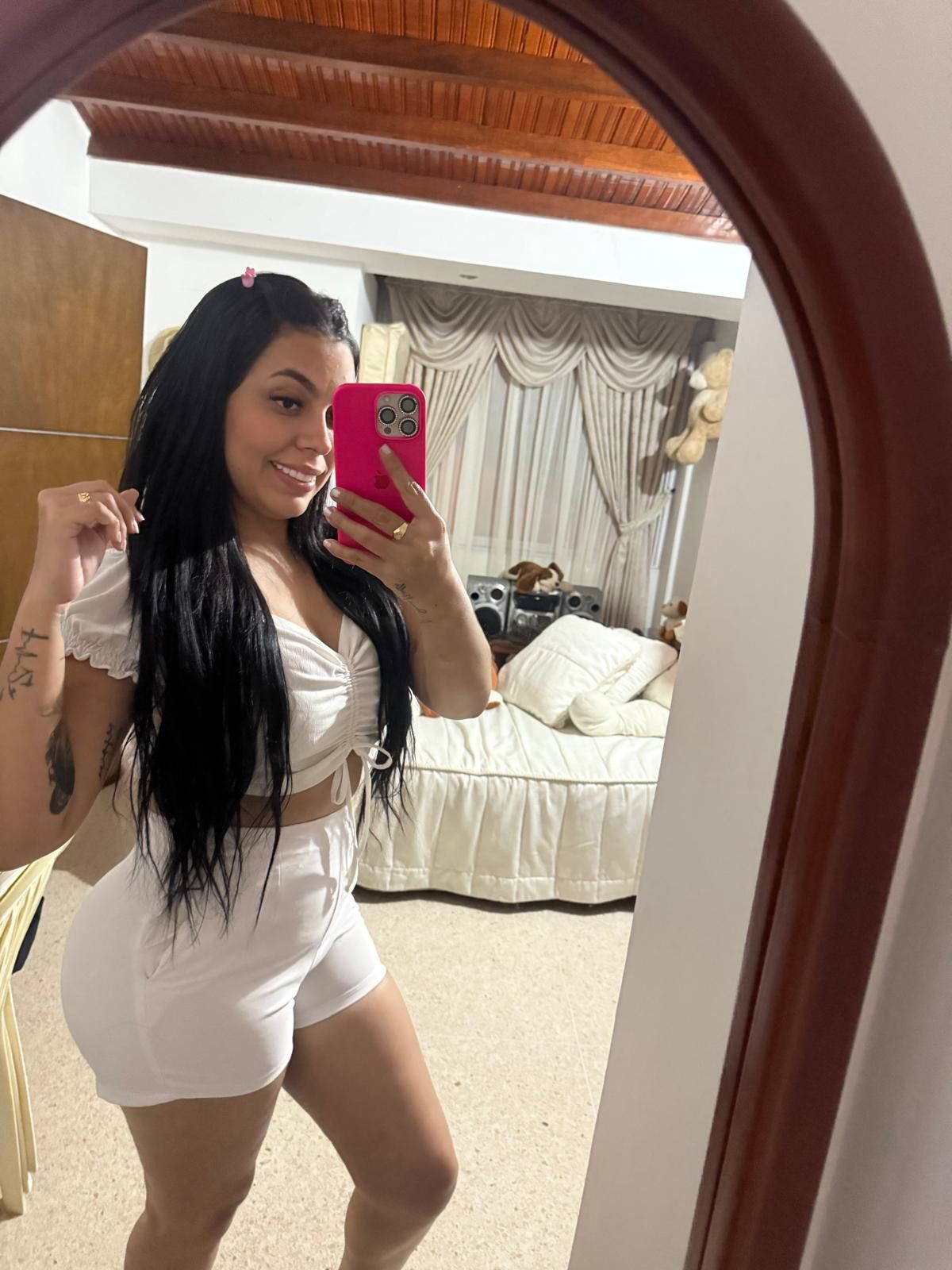 612496389 | KATIA | Chica