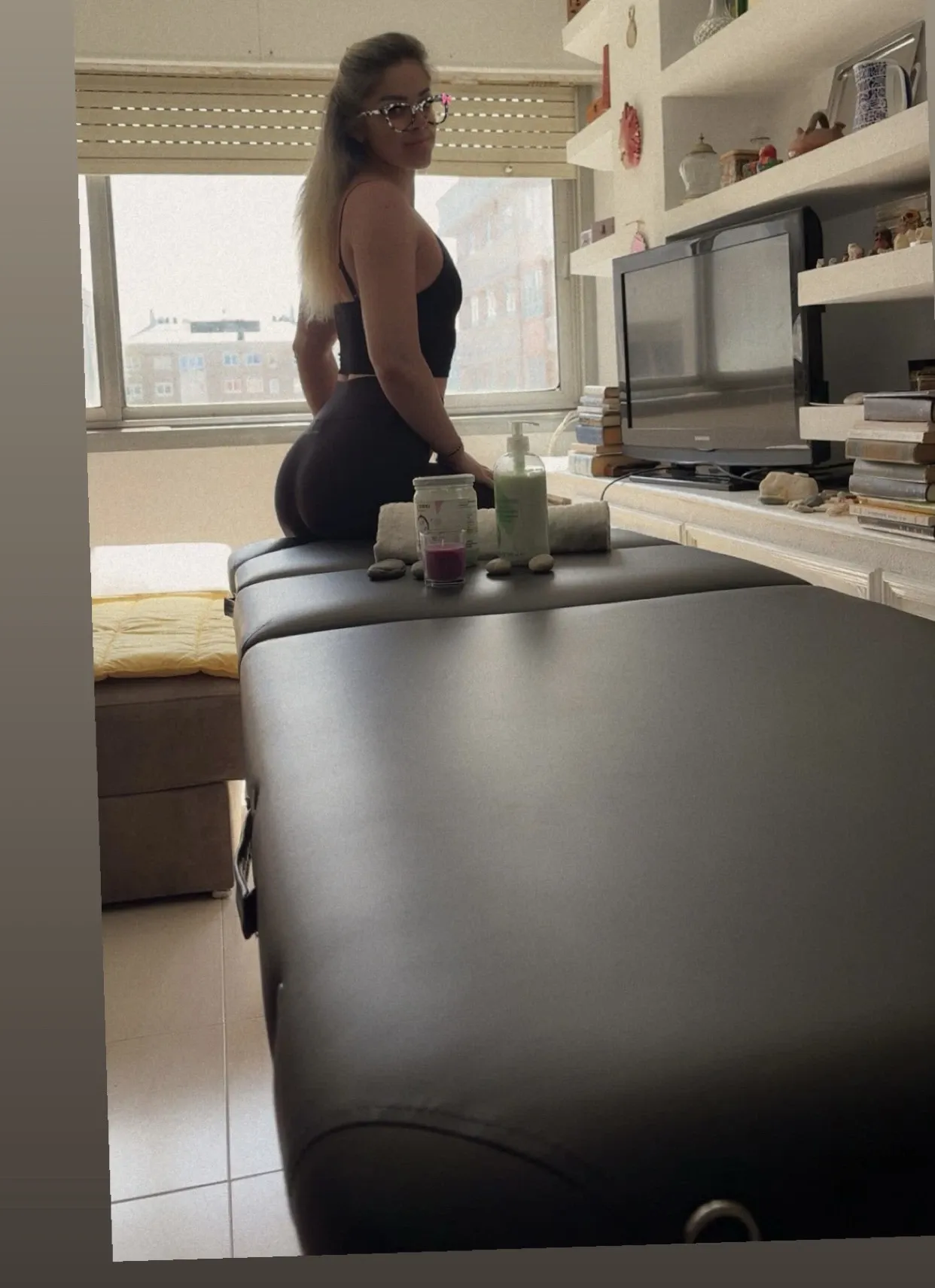 612275154 | AYDA | Chica