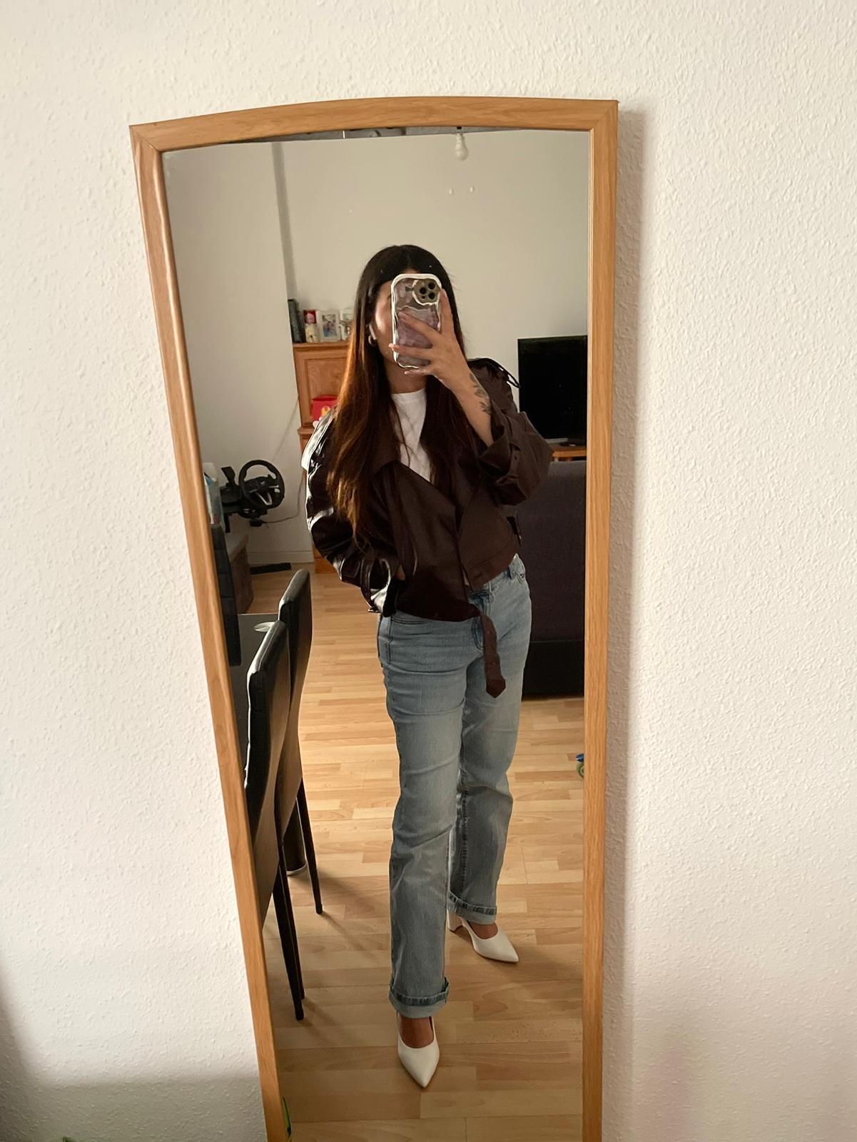 680687637 | ESTRELLA | Chica