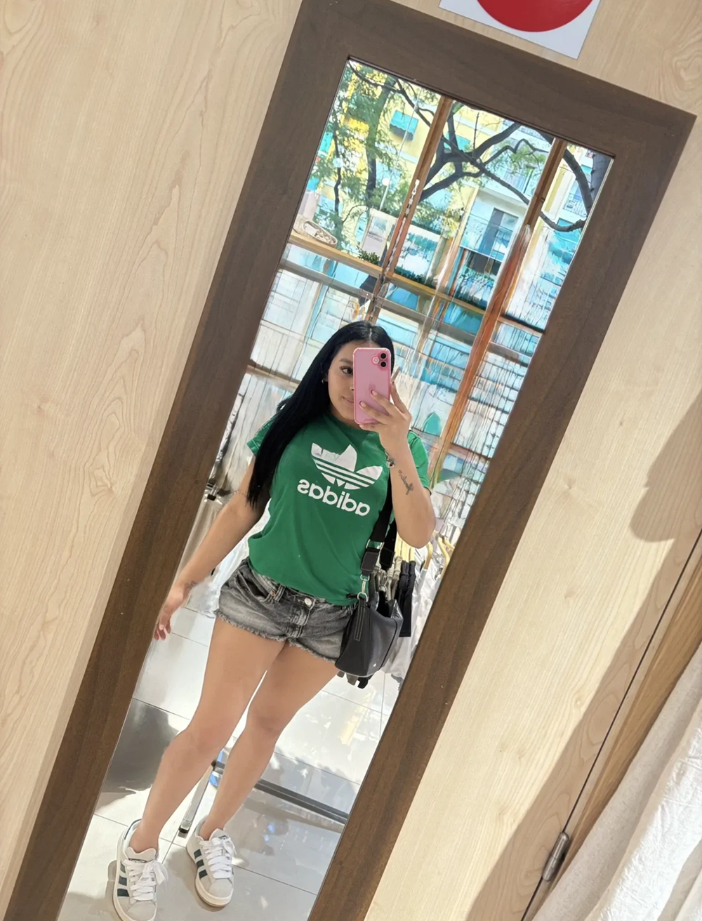 613248957 | MELANI | Chica