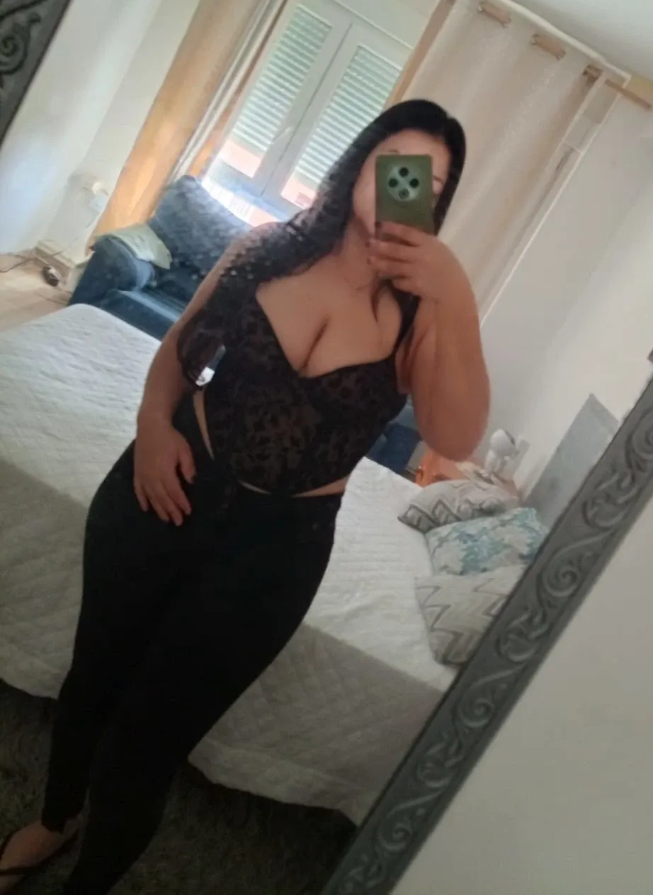 602735010 | SOFIA | Chica