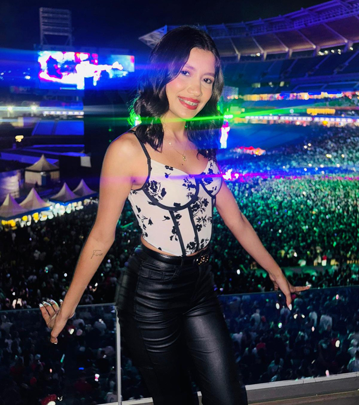 602715137 | NATALIA | Chica