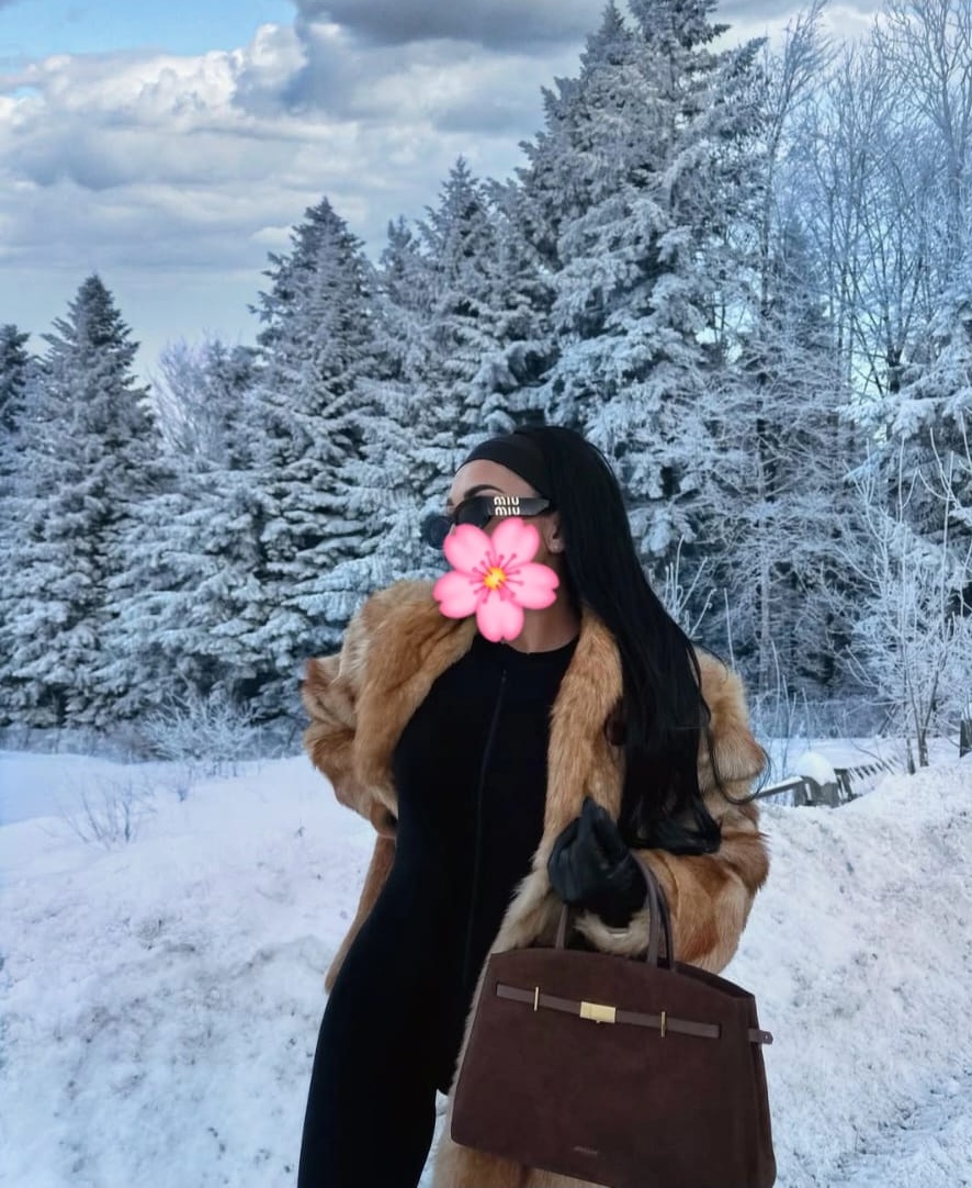 613767340 | EGIPTO | Chica