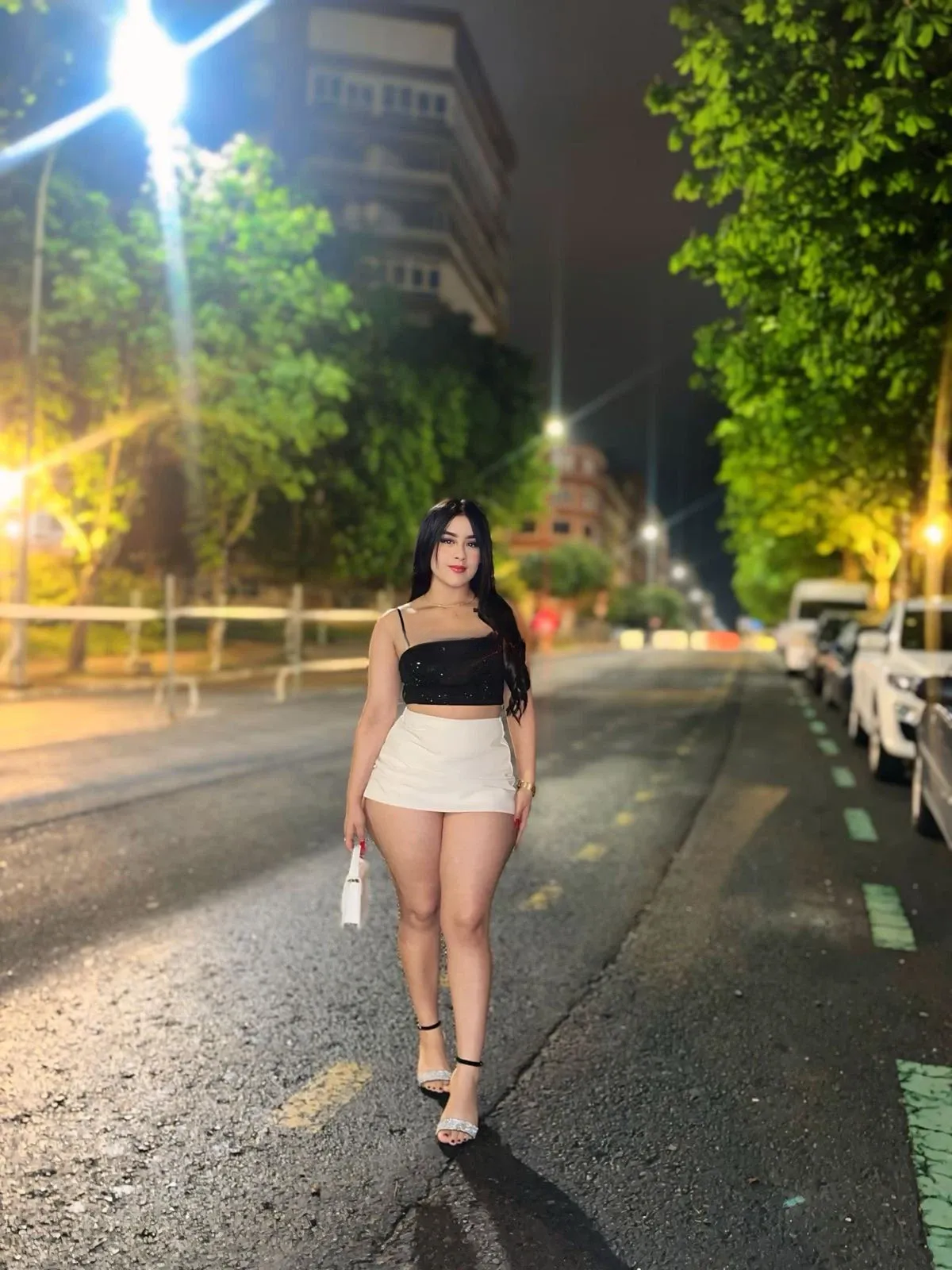 665728762 | KAROLINA | Chica