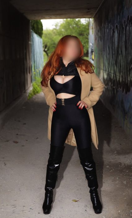 612238180 | Pamela | Chica