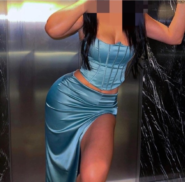 604394880 | STEFY | Chica