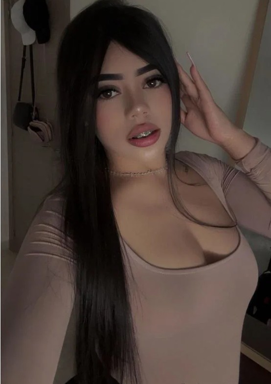 632785872 | Paula | Chica