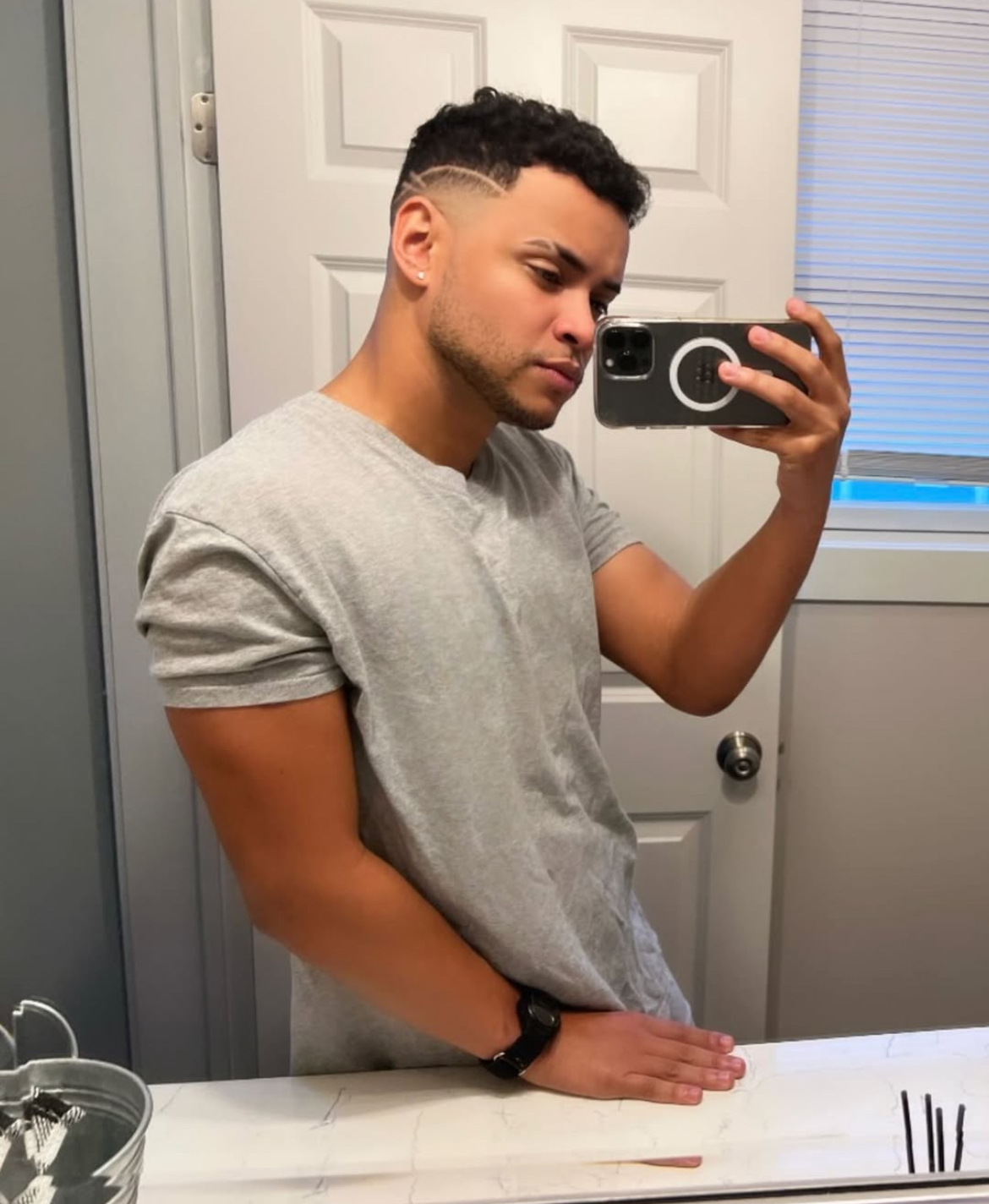 643707252 | LUCIANO | Chico