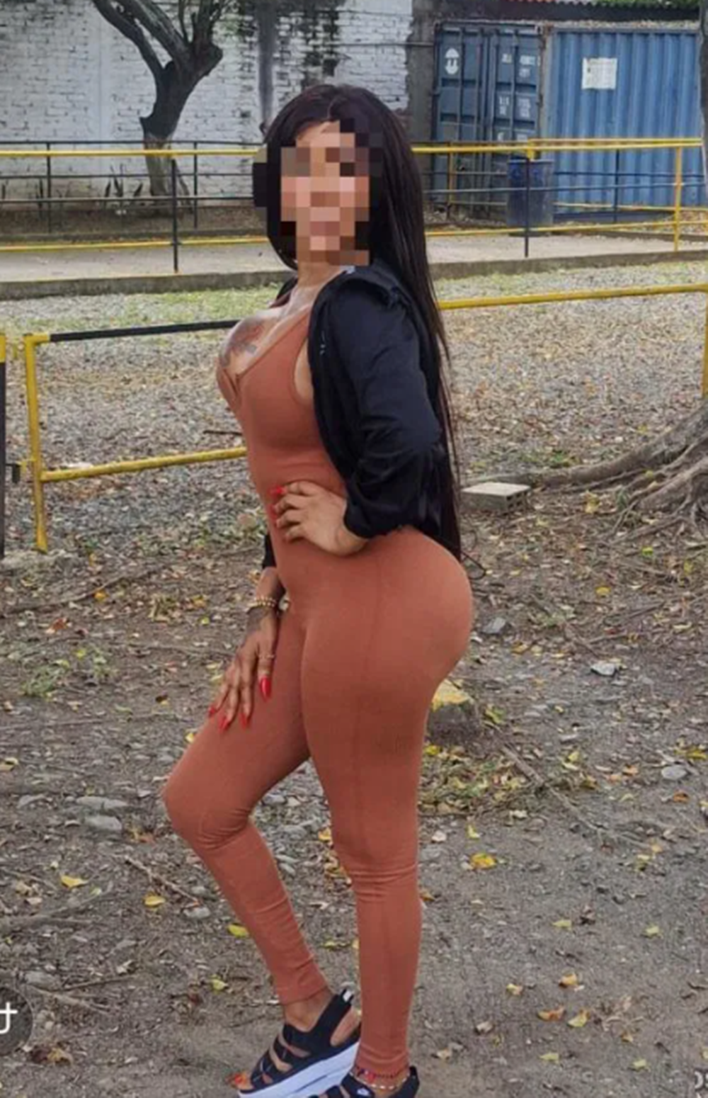 624540755 | PAULA | Chica