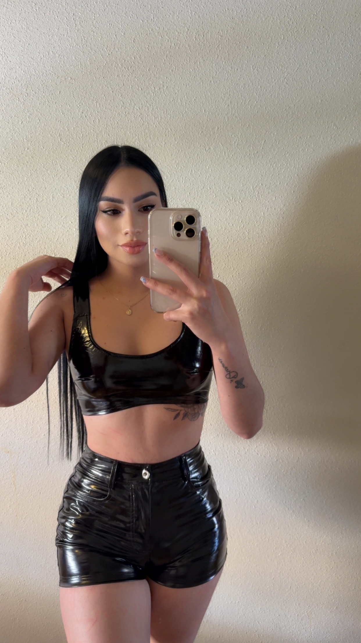 614735789 | SALOME | Chica