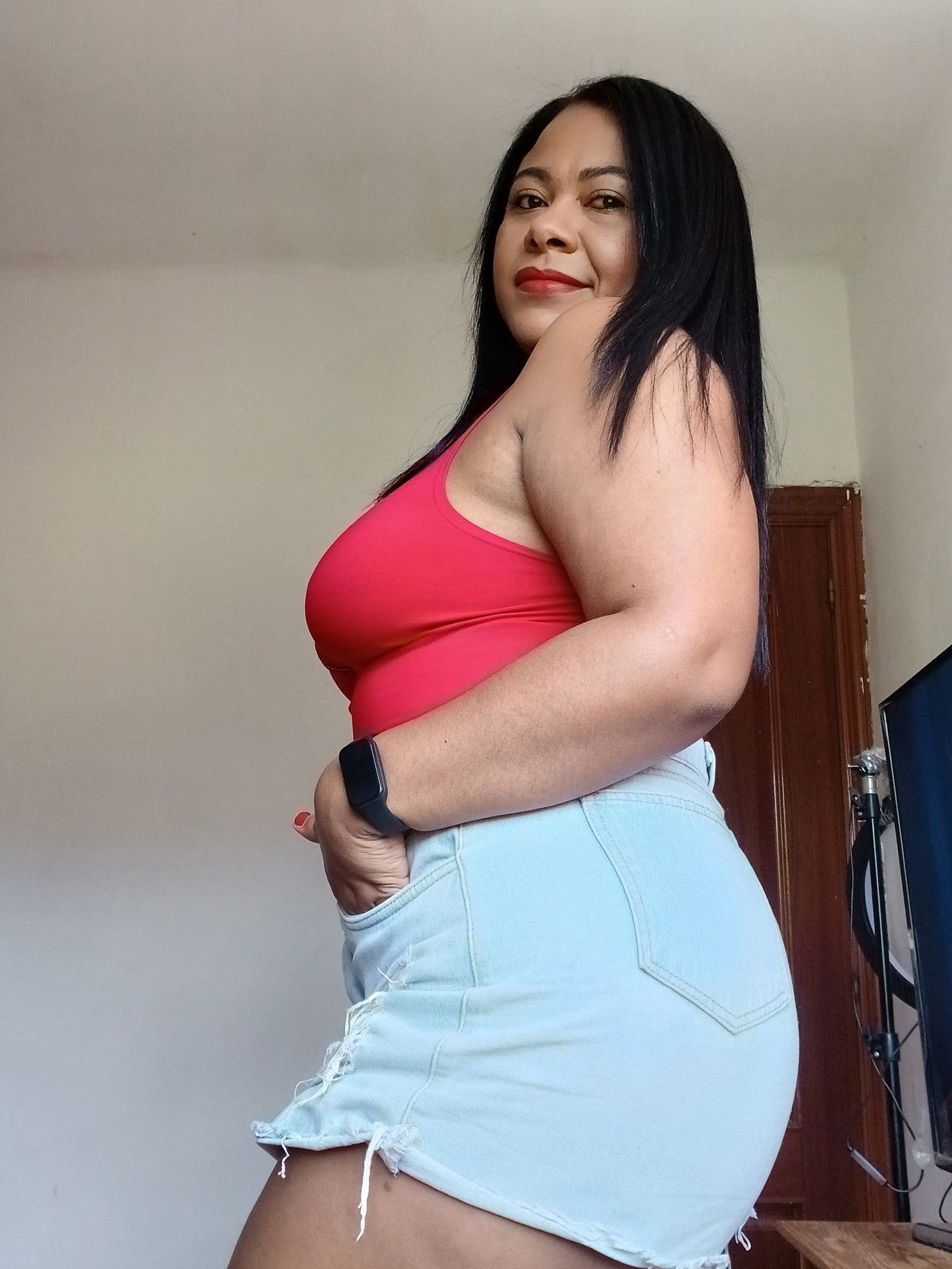 602429566 | ANYELA | Chica