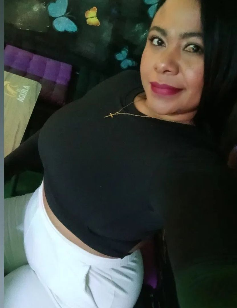 602429566 | ANYELA | Chica